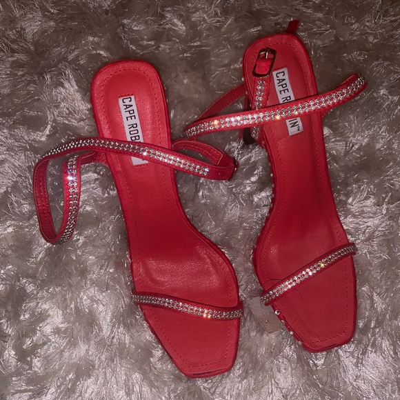 cape robbin red heels